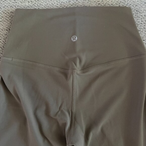 Lululemon Align Pants (Pair) - Picture 3 of 9